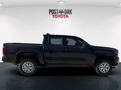New 2026 Toyota Tacoma SR image 8