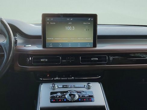 Used 2021 Lincoln Aviator Reserve w/ Equipment Group 201A image 13