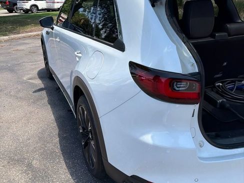 Used 2024 MAZDA CX-90 Plug-In Hybrid w/ Premium Plus AWD/4WD image 11