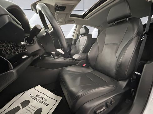 Used 2024 Honda Accord Touring image 8