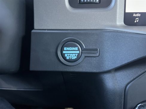 New 2025 Ford Bronco Outer Banks w/ Sasquatch Package image 5