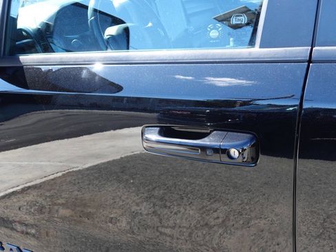 Used 2022 RAM 1500 Limited image 16