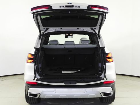 Used 2026 BMW X5 sDrive40i RWD image 10