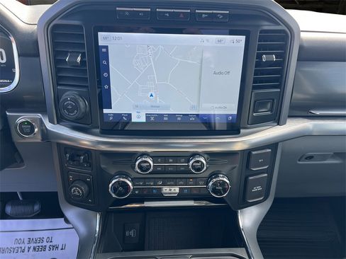 Certified 2022 Ford F150 Lariat w/ Equipment Group 502A High image 53