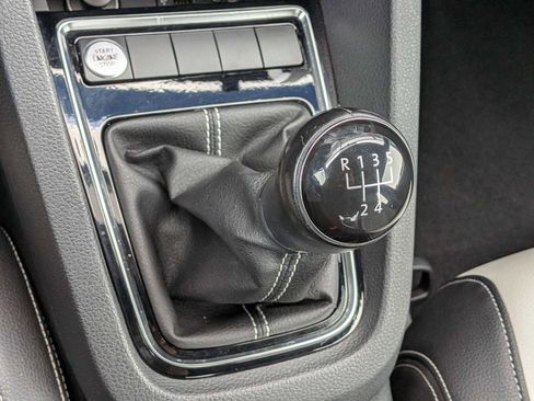 Used 2016 Volkswagen Jetta Sport image 29