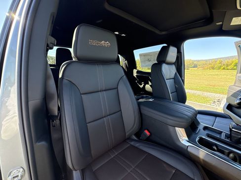 New 2026 Chevrolet Silverado 1500 High Country w/ Technology Package AWD/4WD image 90