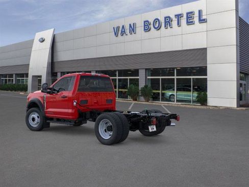 New 2025 Ford F550 4x4 Regular Cab Super Duty image 4
