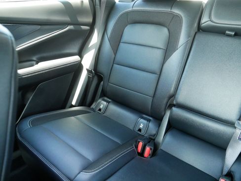 Used 2024 Chevrolet Blazer EV LT AWD/4WD image 12