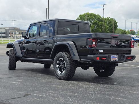 New 2025 Jeep Gladiator Rubicon image 18