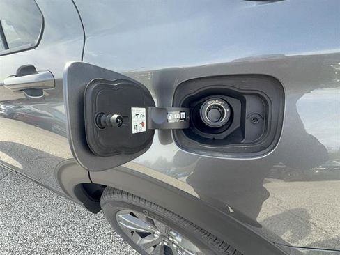 New 2026 Ford Explorer Active image 25