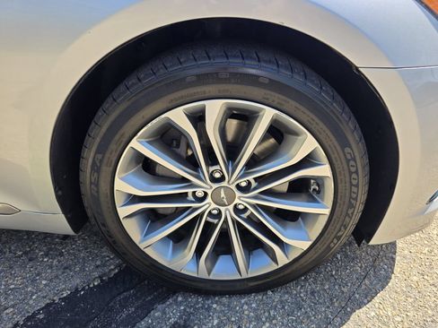 Used 2017 Genesis G80 3.8 AWD/4WD image 38
