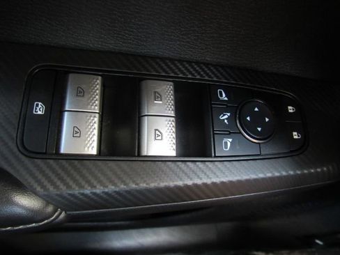 Used 2022 Mitsubishi Outlander SEL image 37