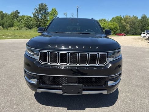 Used 2022 Jeep Wagoneer Series II w/ Premium Group I AWD/4WD image 8