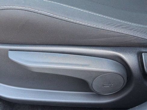Certified 2025 Hyundai Elantra Sport FWD image 19