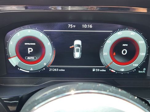 Certified 2024 Nissan Pathfinder Platinum w/ Black Appearance Package AWD/4WD image 10