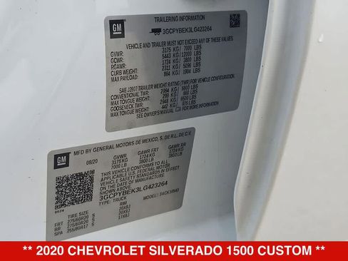 Used 2020 Chevrolet Silverado 1500 Custom w/ Custom Value Package AWD/4WD image 35