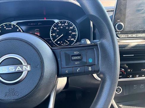 Certified 2023 Nissan Rogue SV image 23