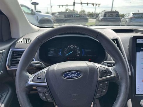 Used 2024 Ford Edge SEL w/ Convenience Package AWD/4WD image 17