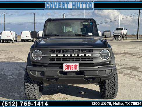 New 2025 Ford Bronco 4-Door image 3