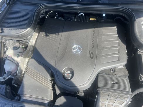 Certified 2025 Mercedes-Benz GLS 450 4MATIC image 35