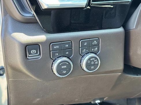 New 2026 GMC Sierra 1500 SLT w/ SLT Premium Package image 27