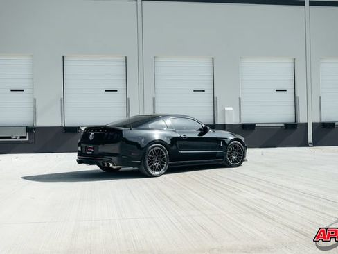 Used 2013 Ford Mustang Shelby GT500 RWD image 44