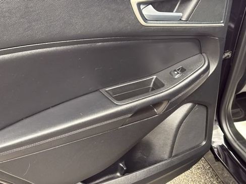 Used 2024 Ford Edge SEL AWD/4WD image 23