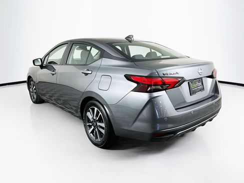 Used 2025 Nissan Versa SV FWD image 5
