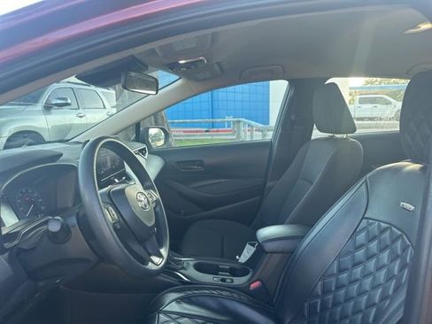 Used 2024 Toyota Corolla LE FWD image 8