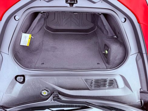 Used 2023 Chevrolet Corvette Stingray w/ Z51 Performance Package image 19