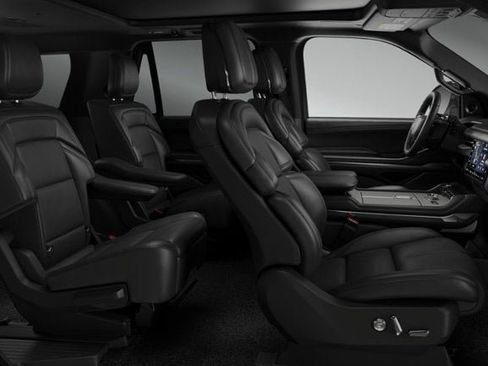 New 2026 Lincoln Navigator Reserve AWD/4WD image 28