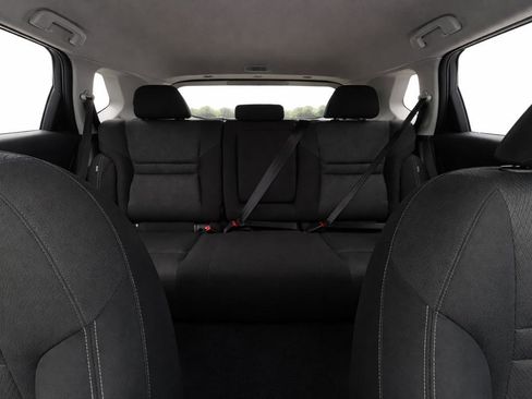 Used 2025 Nissan Rogue SV FWD image 14