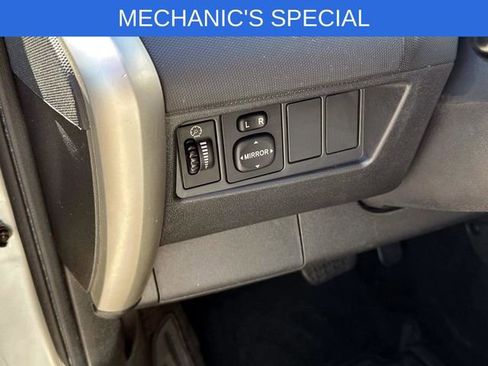 Used 2006 Scion xA FWD image 16