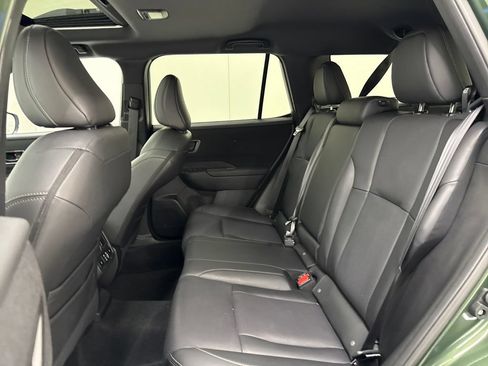 Certified 2026 Subaru Outback Limited AWD/4WD image 28