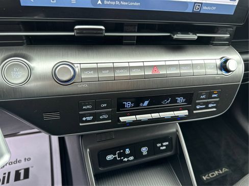 Used 2024 Hyundai Kona SEL FWD image 27
