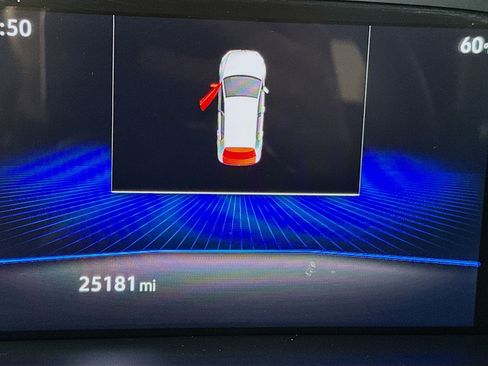 Used 2024 Volkswagen Tiguan Wolfsburg Edition image 19