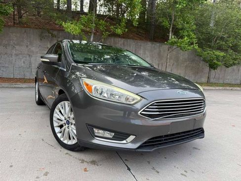 Used 2017 Ford Focus Titanium FWD image 1