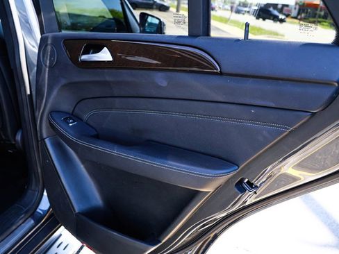 Used 2015 Mercedes-Benz ML 350 4MATIC image 26
