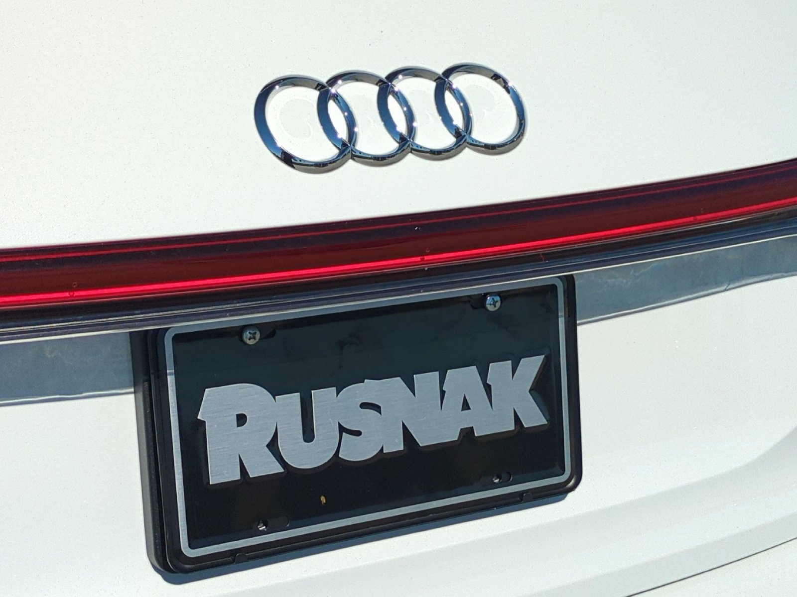 Used 2024 Audi Q4 e-tron Premium AWD/4WD image 19