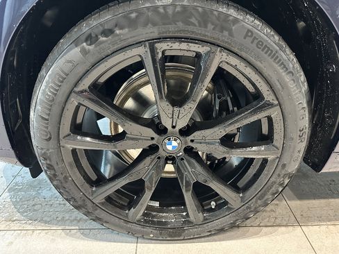 New 2026 BMW X7 M60i image 8