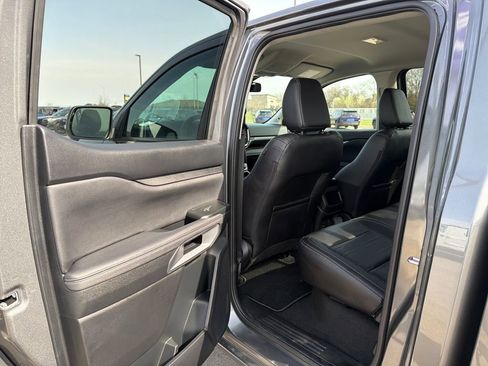 Used 2024 Ford Ranger Lariat w/ Trailer Tow Package image 26