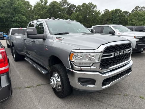 Used 2024 RAM 3500 Tradesman w/ Chrome Appearance Group AWD/4WD image 2