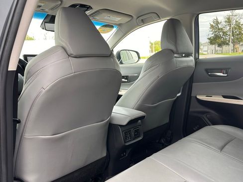 Used 2021 Toyota Venza Limited w/ Advanced Technology Package AWD/4WD image 13
