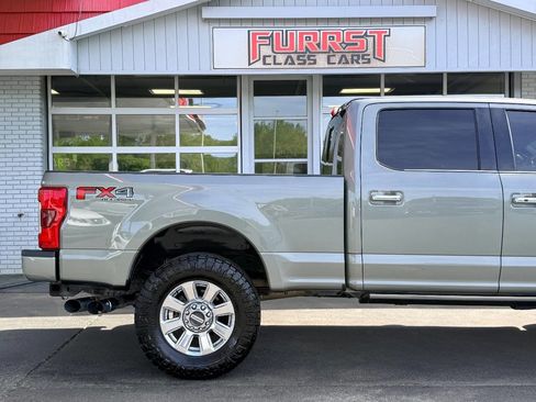 Used 2019 Ford F250 Platinum w/ Platinum Ultimate Package image 11