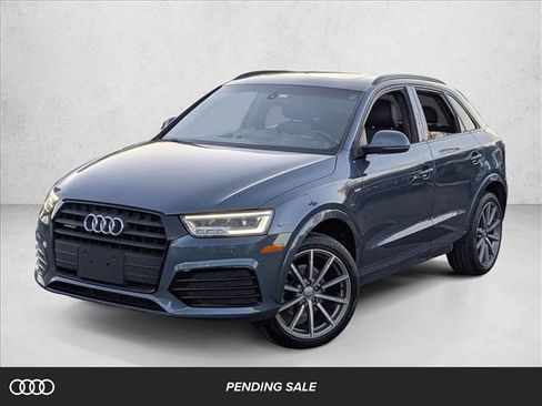 Used 2017 Audi Q3 2.0T Prestige w/ Prestige Package image 1