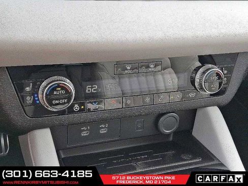 New 2025 Mitsubishi Outlander AWD image 16