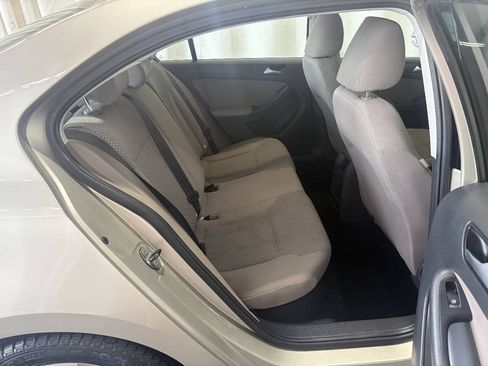 Used 2014 Volkswagen Jetta S FWD image 18