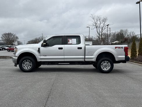 Used 2019 Ford F250 XL w/ STX Appearance Package image 7