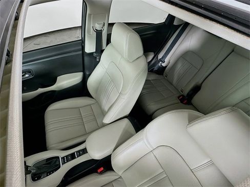 Certified 2024 Honda HR-V EX-L image 7