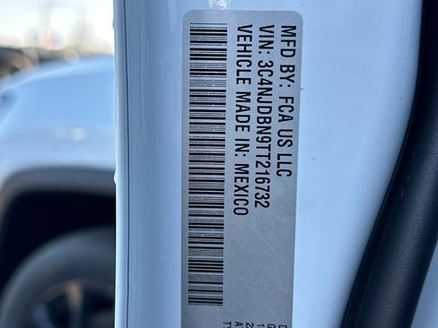 New 2026 Jeep Compass Latitude image 27